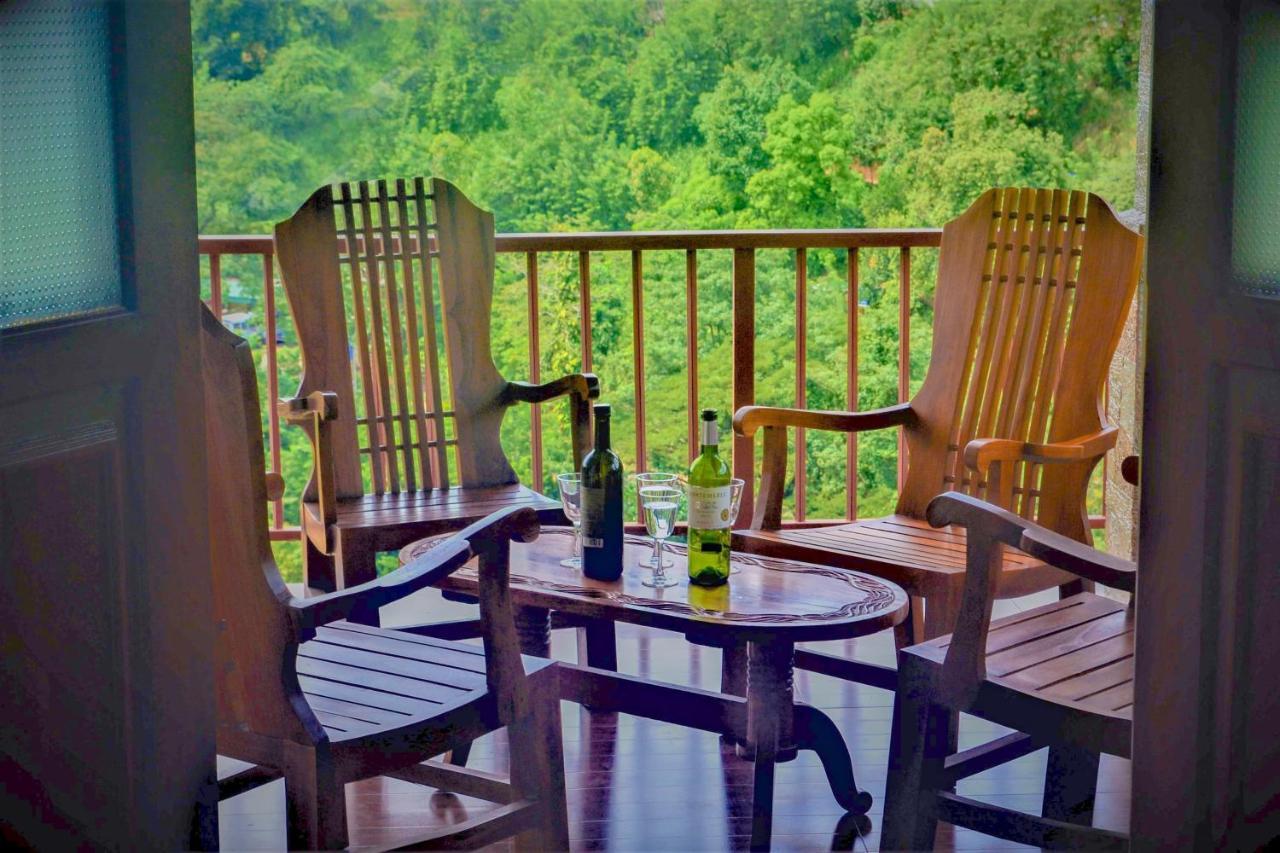 Rock Edge Residence Kandy Luaran gambar