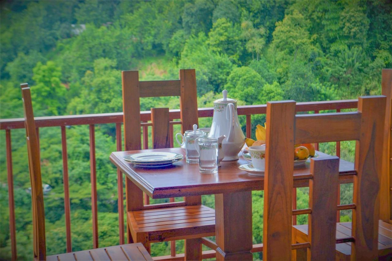 Rock Edge Residence Kandy Luaran gambar