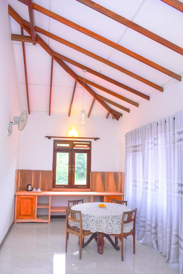 Rock Edge Residence Kandy Luaran gambar